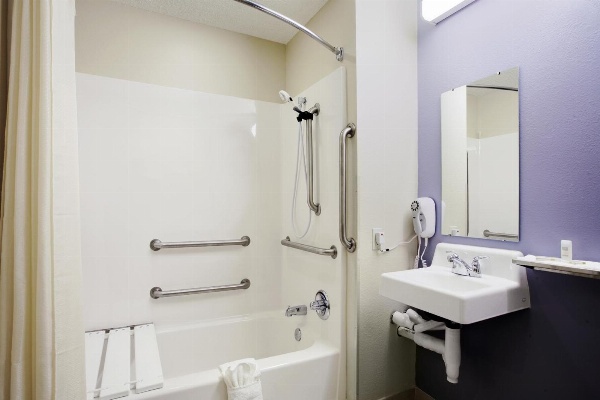 Rincon Inn and Suites image 9