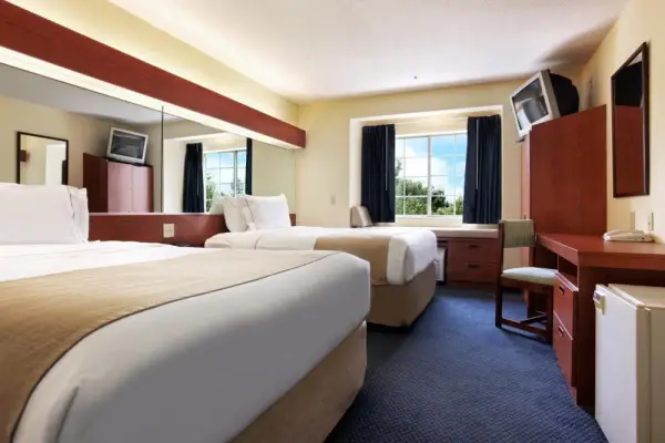Rincon Inn and Suites 9